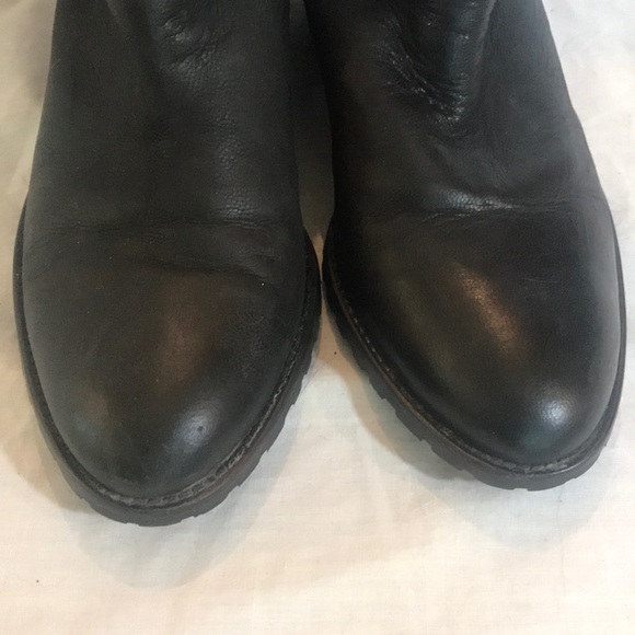 “ZADIG & VOLTAIRE” TEDDY Leather Ankle Boots. - Picture 6 of 16